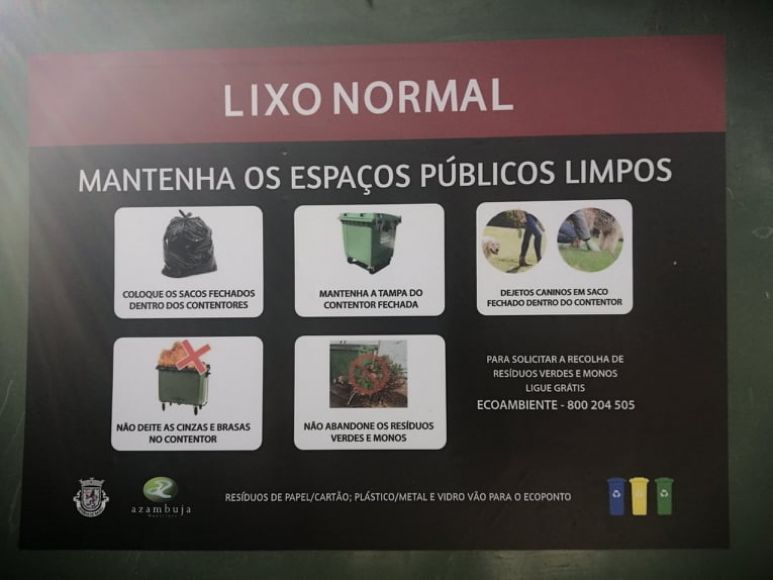 Mantenha os espaços públicos limpos - Siga as instruções no autocolante 